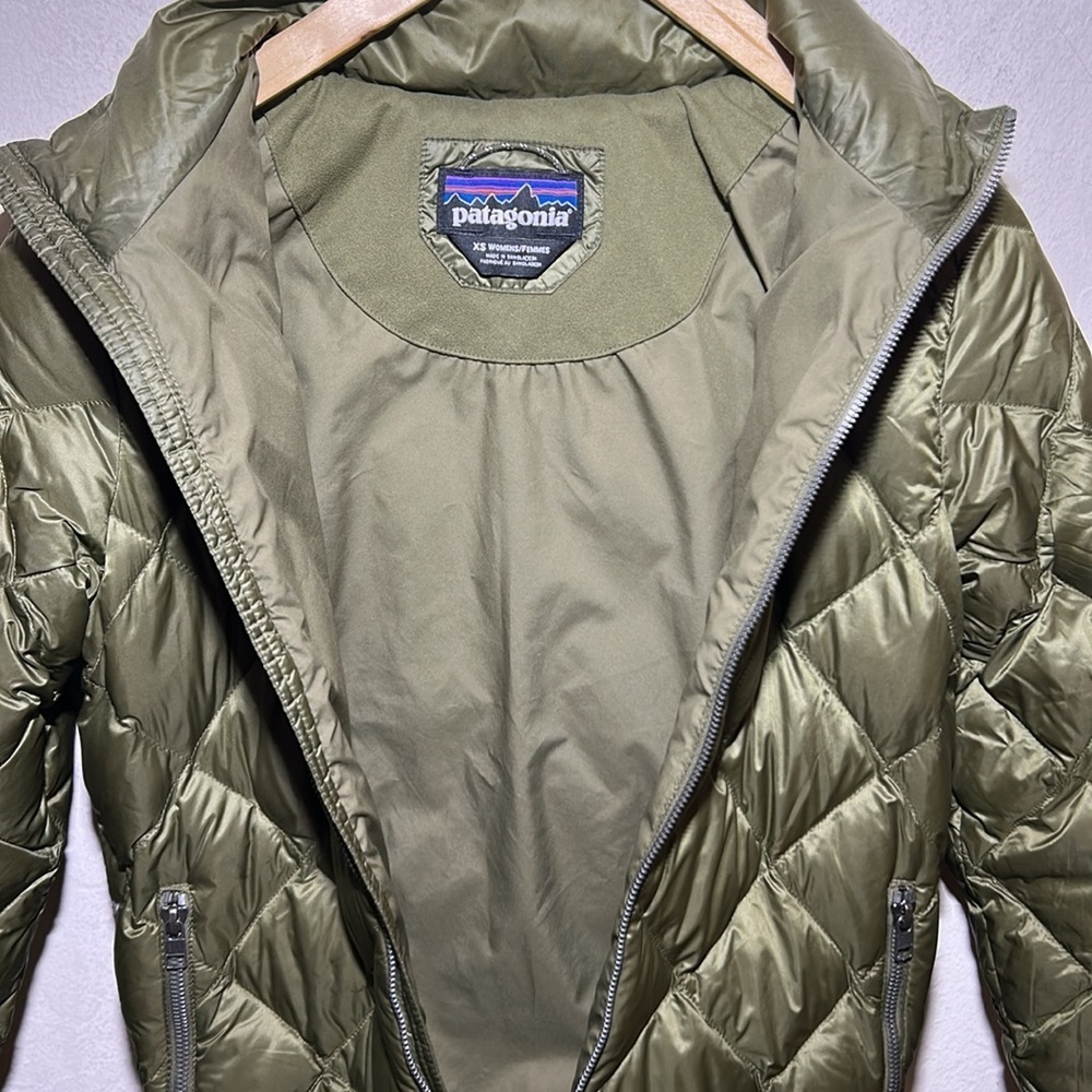 Patagonia Women’s Prow Bomber Down Jacket Buffalo Green Size XS - Picture 7 of 9
